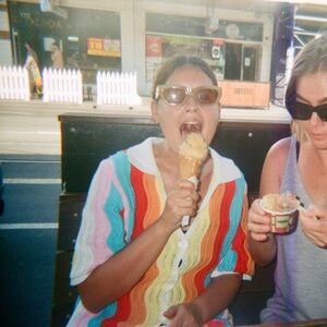 Meet your Posher, Olivia